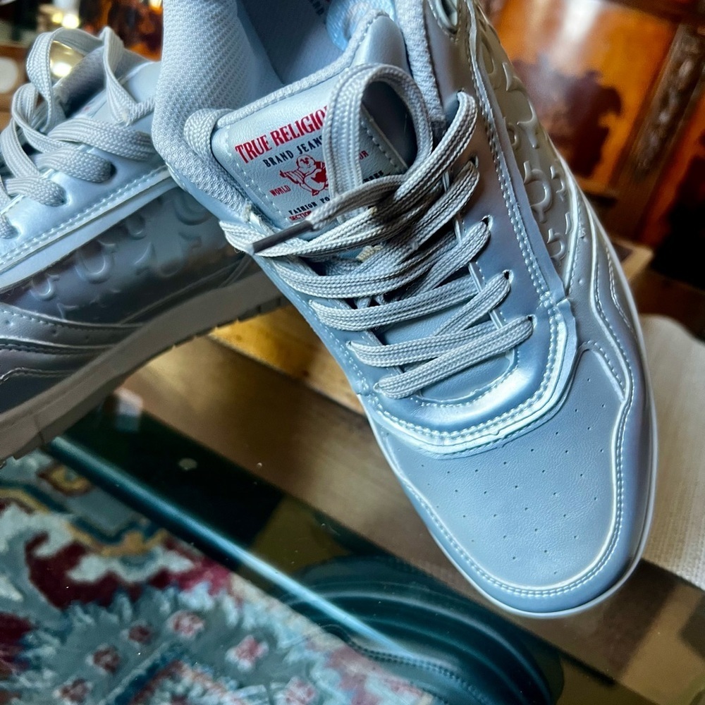 TRUE RELIGION 😍Women’s Gray Athletic Shoes, size 9. - Picture 7 of 12